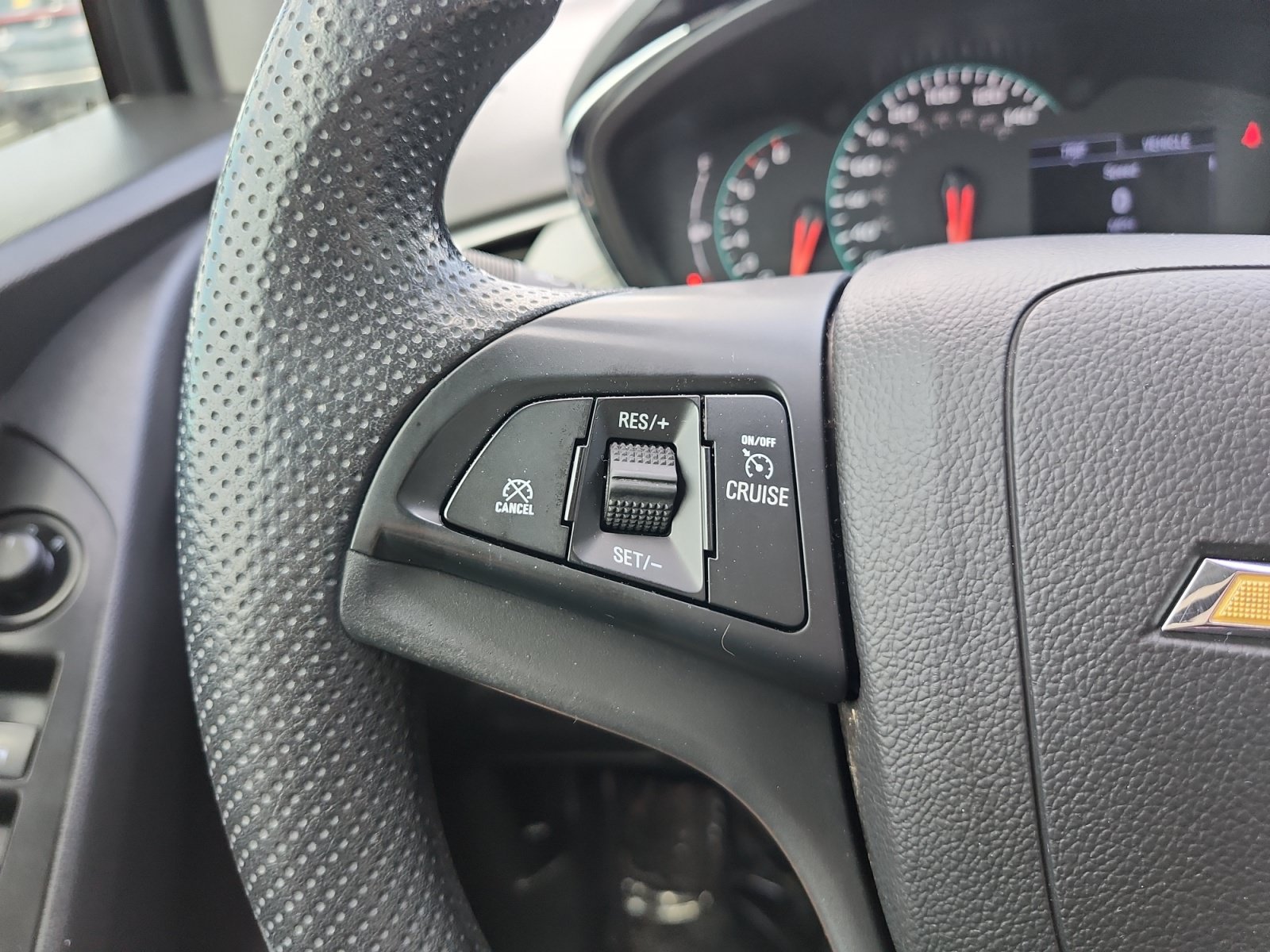Used 2021 Chevrolet Trax LS w/ Tint and Cruise Package FWD image 21