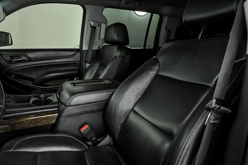 Used 2018 Chevrolet Suburban LT AWD/4WD image 19