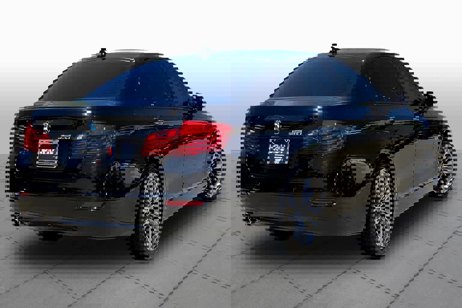 Used 2016 BMW 528i Sedan image 13