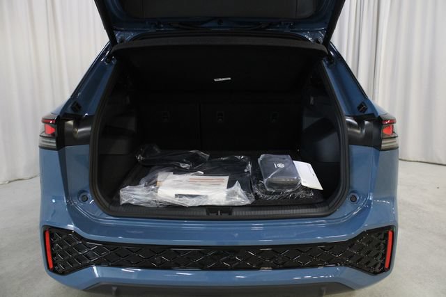 New 2026 Volkswagen Tiguan SEL R-Line AWD/4WD image 32