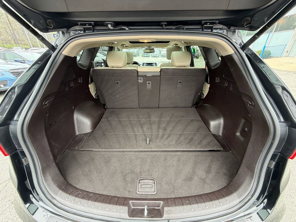 Used 2017 Hyundai Santa Fe Sport w/ 2.0T Ultimate Tech Package 05 image 25