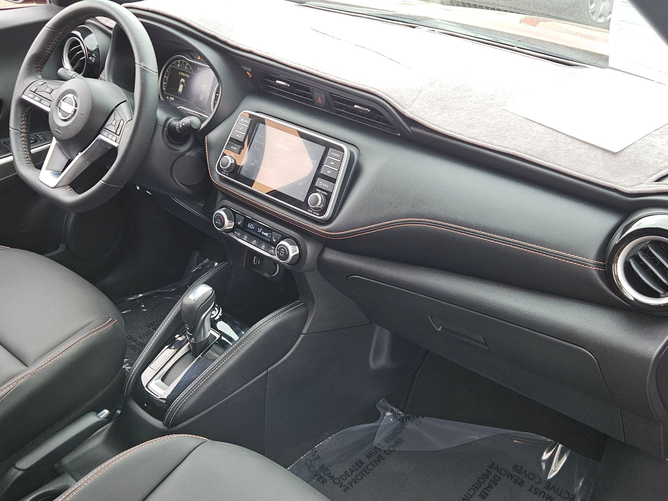 Used 2020 Nissan Kicks SR w/ SR Premium Package FWD image 25