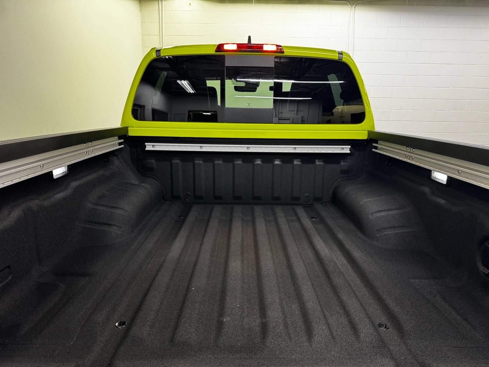 New 2026 Nissan Frontier PRO-4X w/ Pro Premium Package AWD/4WD image 35