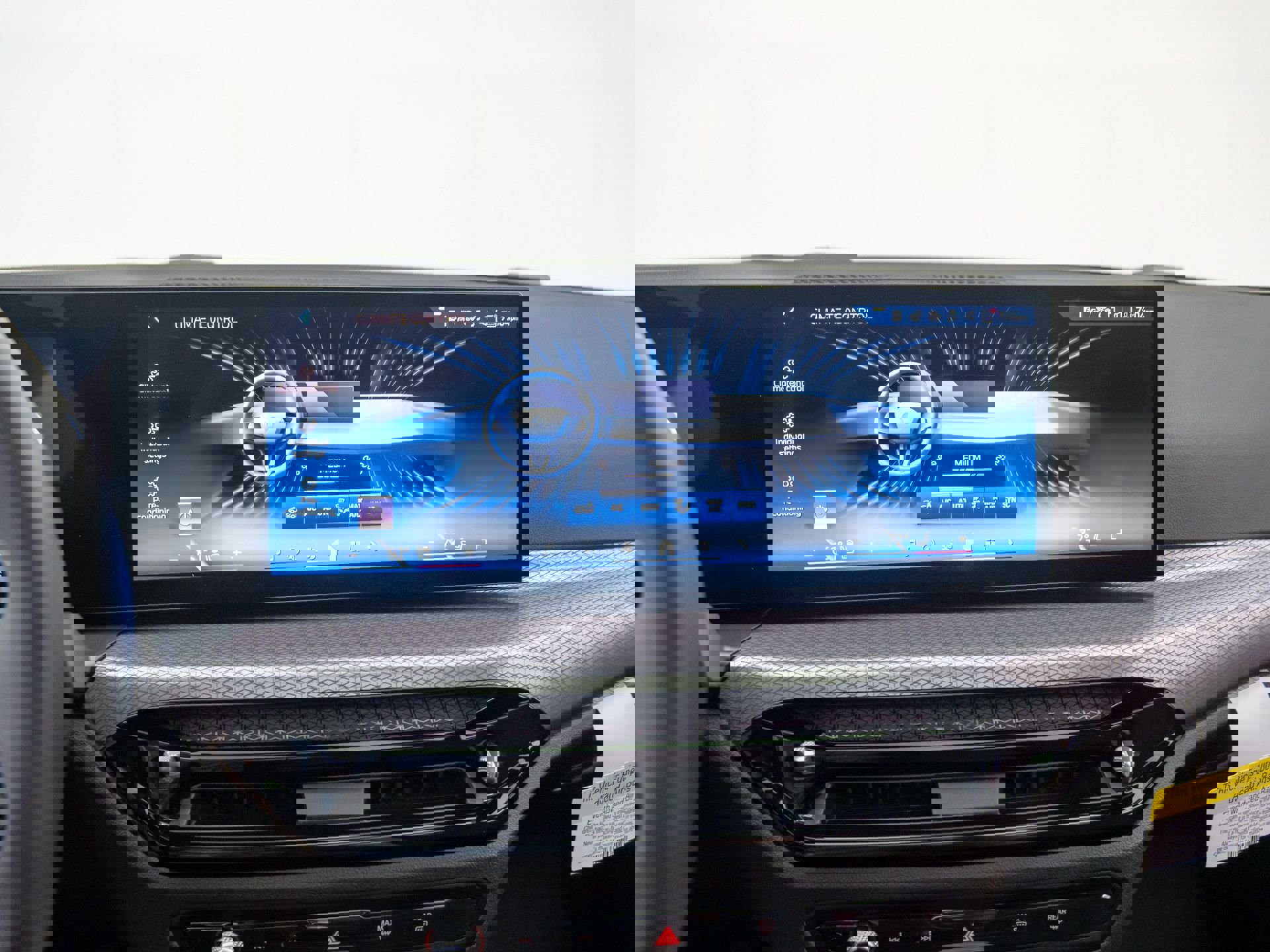 New 2025 BMW 330i xDrive Sedan w/ Convenience Package AWD/4WD image 25