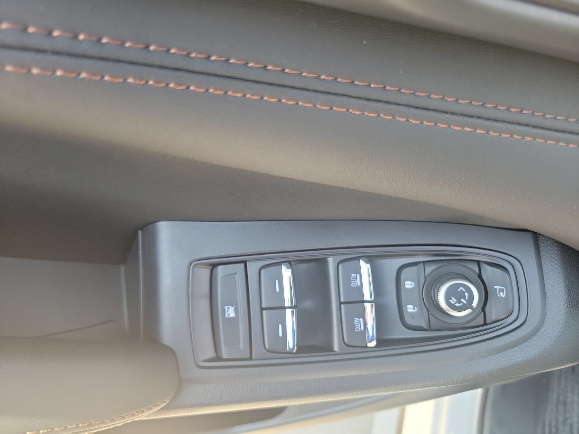 New 2026 Subaru Ascent Limited Bronze AWD/4WD image 15