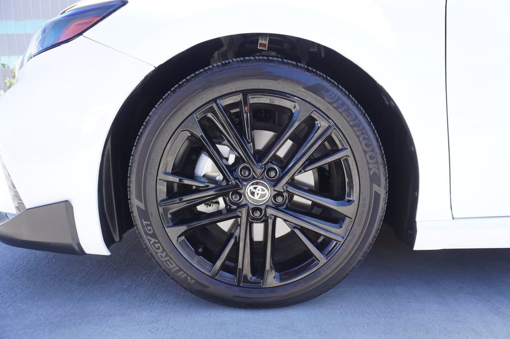 Certified 2025 Toyota Camry SE image 21