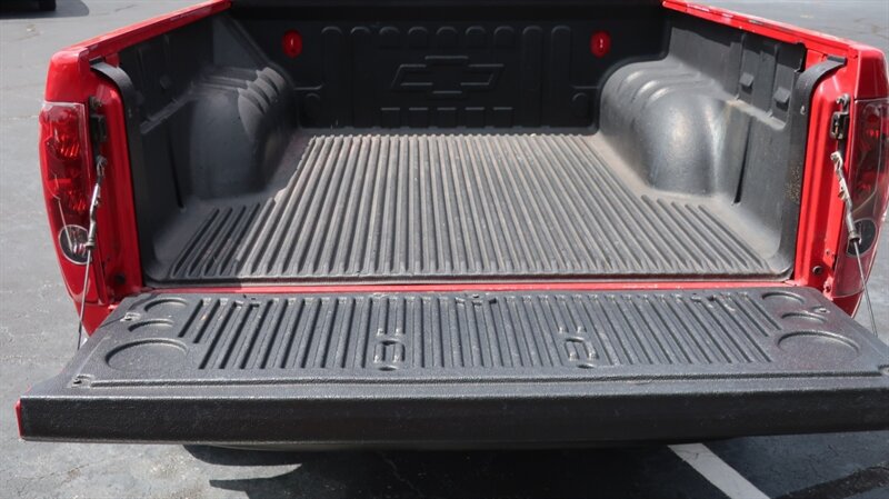 Used 2005 Chevrolet Colorado LS w/ Safe And Sound Package RWD image 22