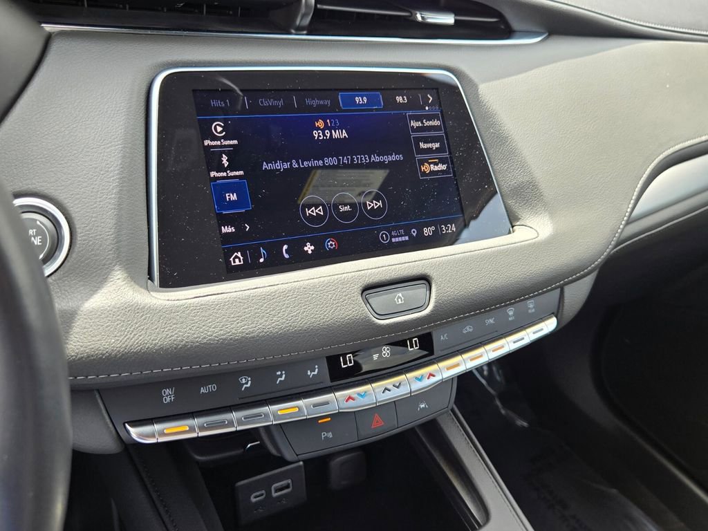 Used 2023 Cadillac XT4 Premium Luxury FWD image 21