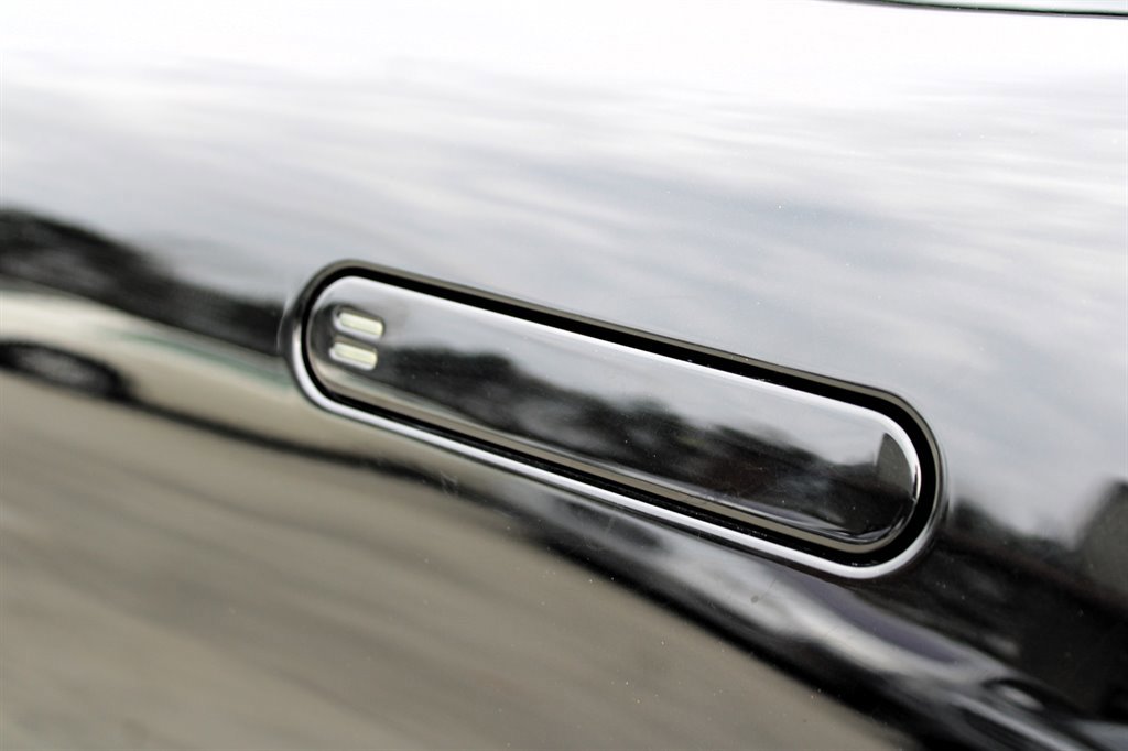 Used 2012 Aston Martin Rapide image 11