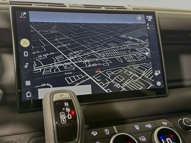 Used 2025 Land Rover Defender 110 S image 16