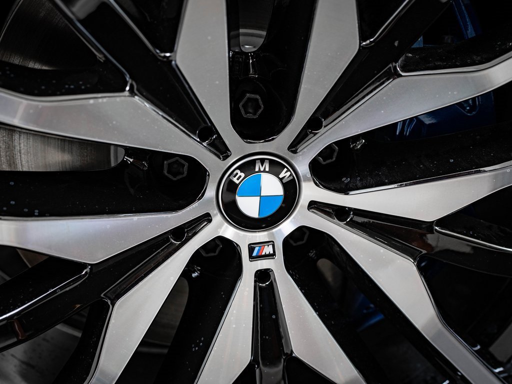 New 2026 BMW X6 xDrive40i image 8