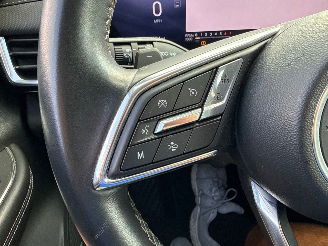 Used 2024 Buick Envision Preferred AWD/4WD image 27