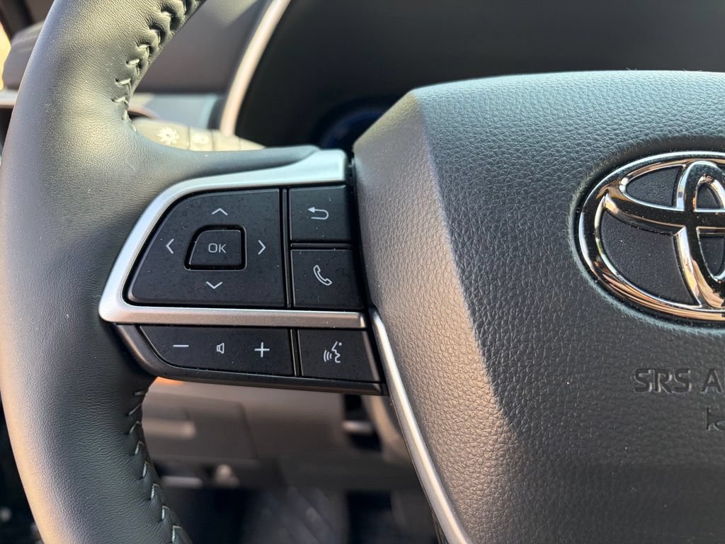 Used 2026 Toyota Highlander Platinum AWD/4WD image 29