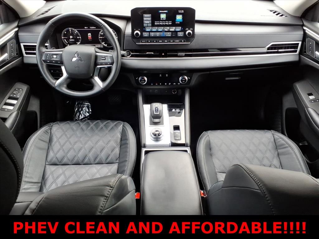 Used 2023 Mitsubishi Outlander SEL 40th Anniversary AWD/4WD image 12