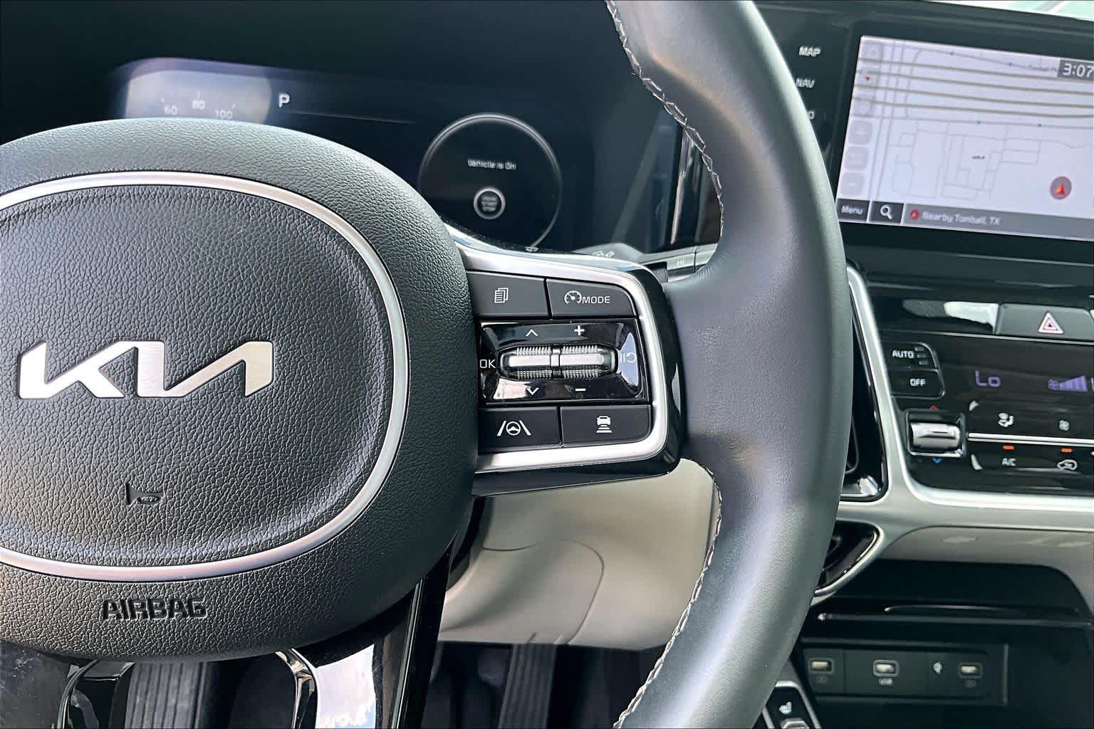 Certified 2023 Kia Sorento SX AWD/4WD image 23