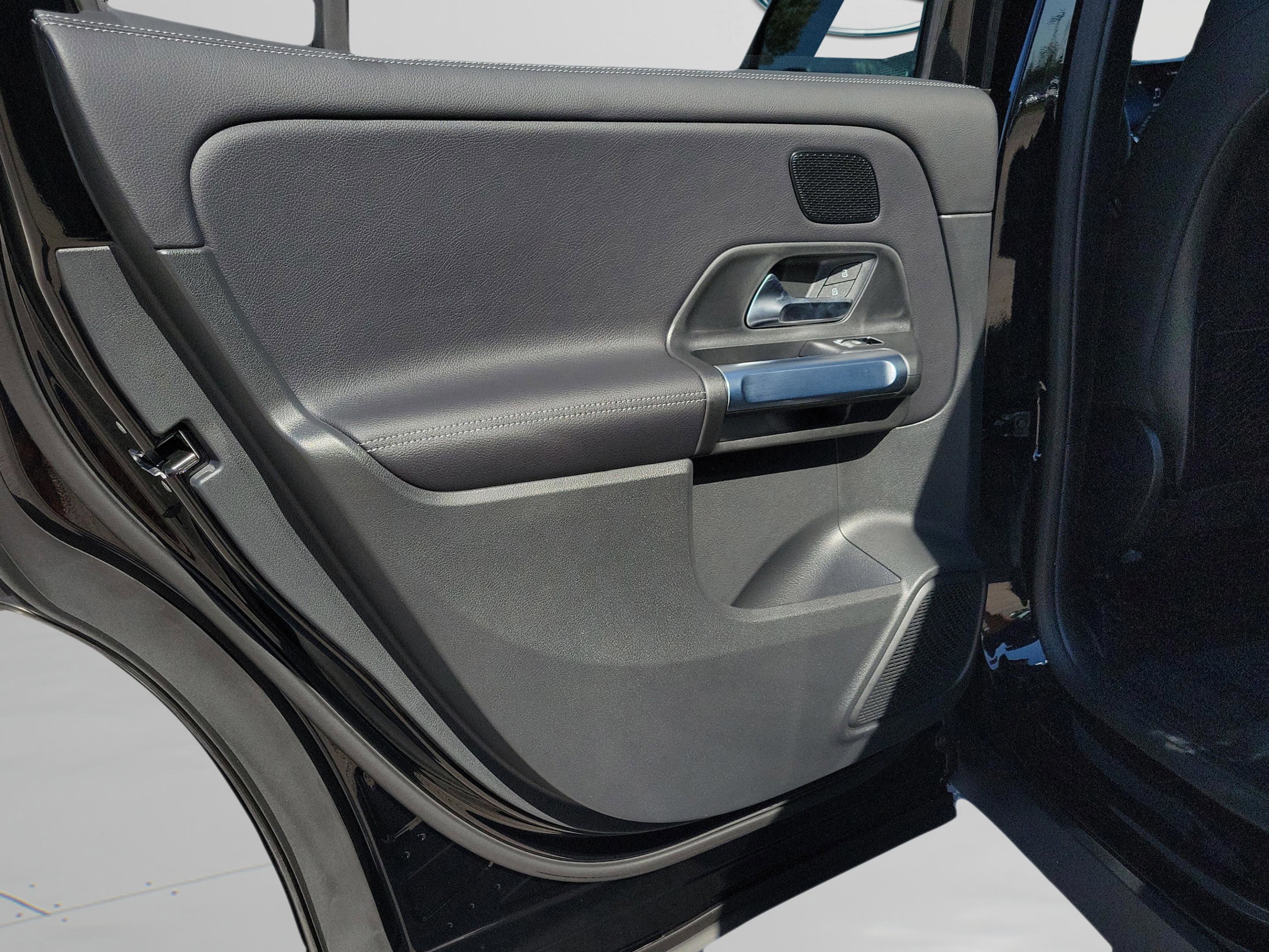 Certified 2026 Mercedes-Benz GLB 250 GLB 250 image 34