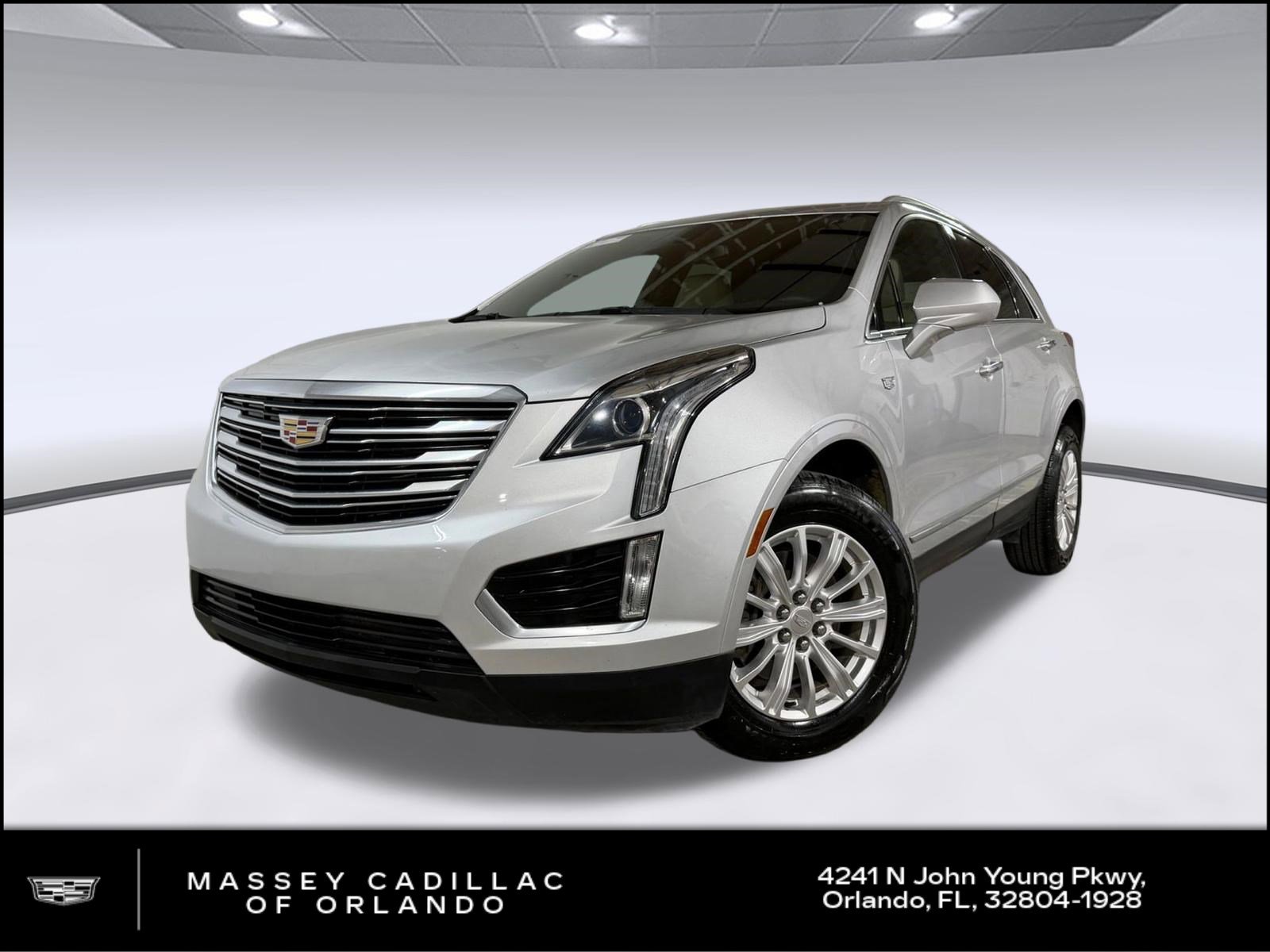 Used 2018 Cadillac XT5 FWD image 1