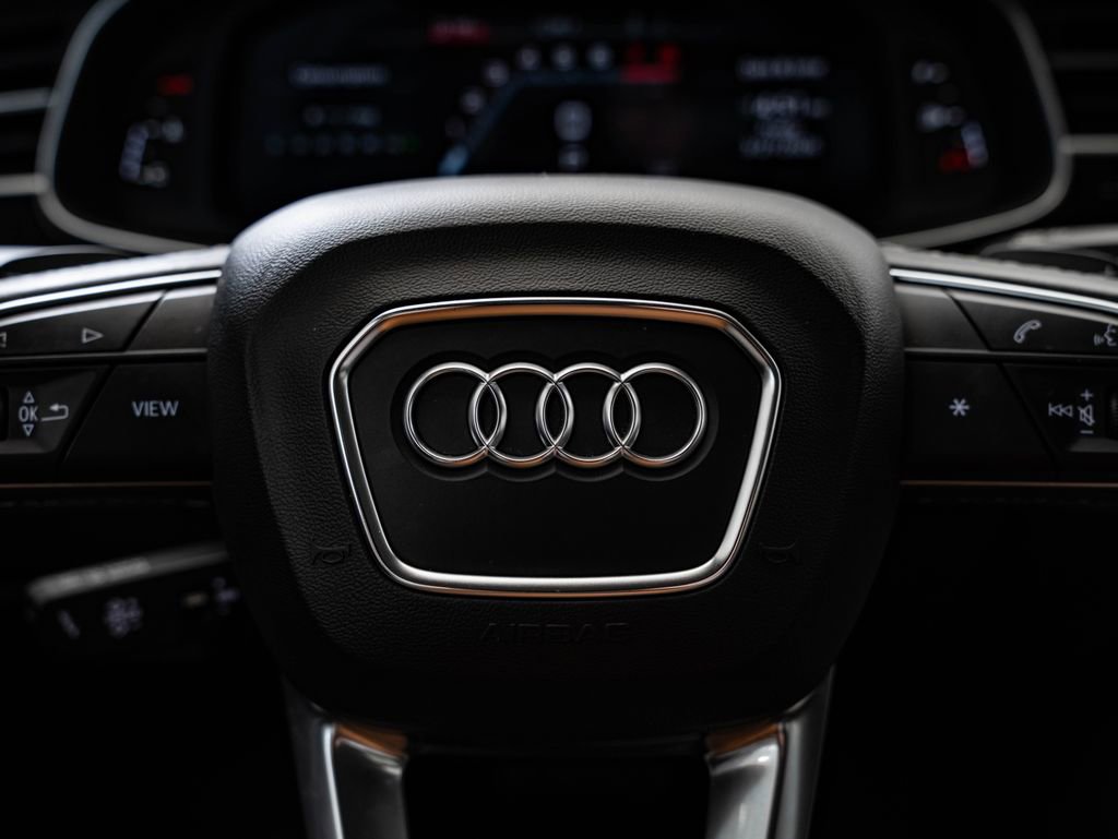 Used 2023 Audi Q8 Premium Plus w/ Premium Plus Package image 31