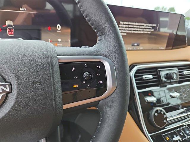 New 2026 Nissan Armada SL w/ Captain's Chari Seat Package image 17