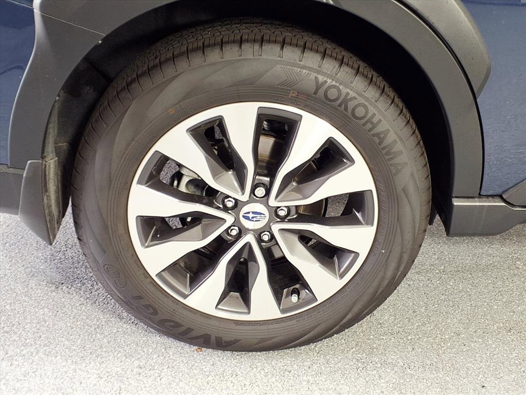 Certified 2025 Subaru Outback Limited image 6