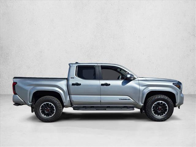 Used 2024 Toyota Tacoma SR5 AWD/4WD image 4