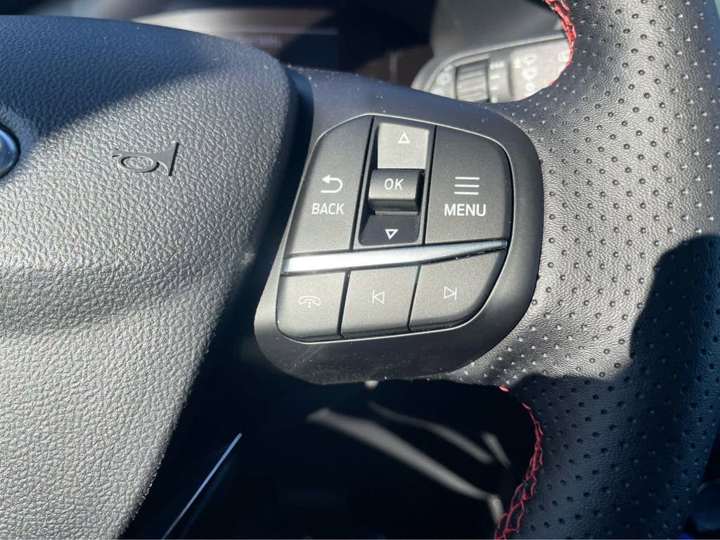 New 2025 Ford Escape ST-Line w/ Tech Pack #1 AWD/4WD image 20