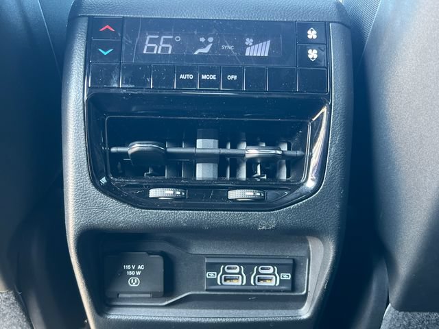 Used 2024 Jeep Grand Cherokee L Altitude AWD/4WD image 38