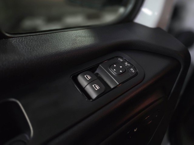 Used 2024 Mercedes-Benz Sprinter 2500 image 28