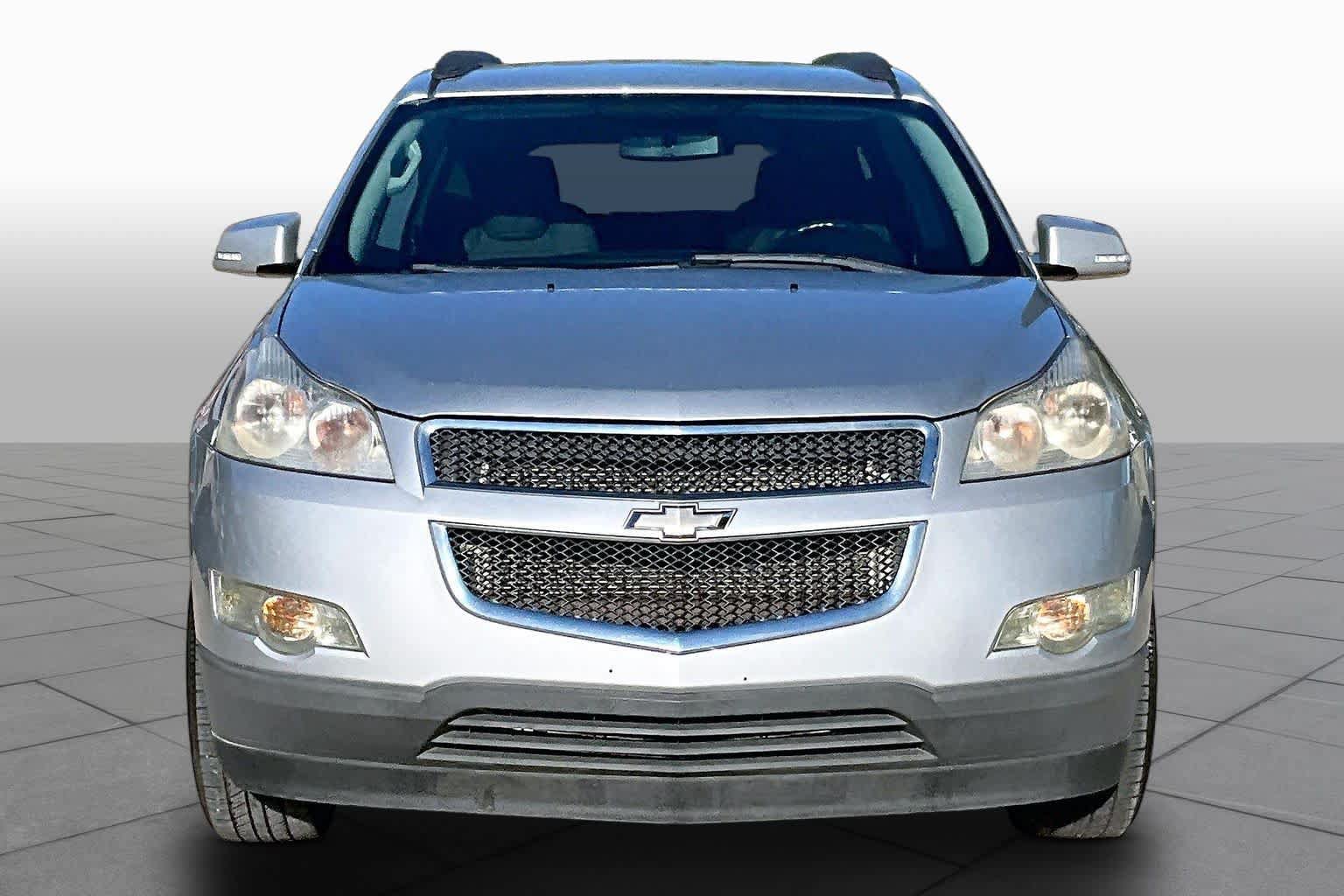 Used 2012 Chevrolet Traverse LT FWD image 3