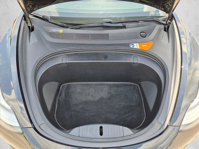 Used 2018 Tesla Model 3 Long Range RWD image 23