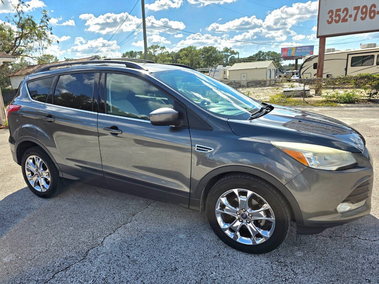 Used 2015 Ford Escape SE w/ Equipment Group 201A FWD image 5