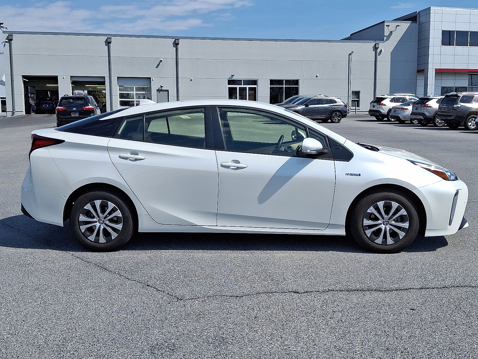 Certified 2021 Toyota Prius XLE image 8