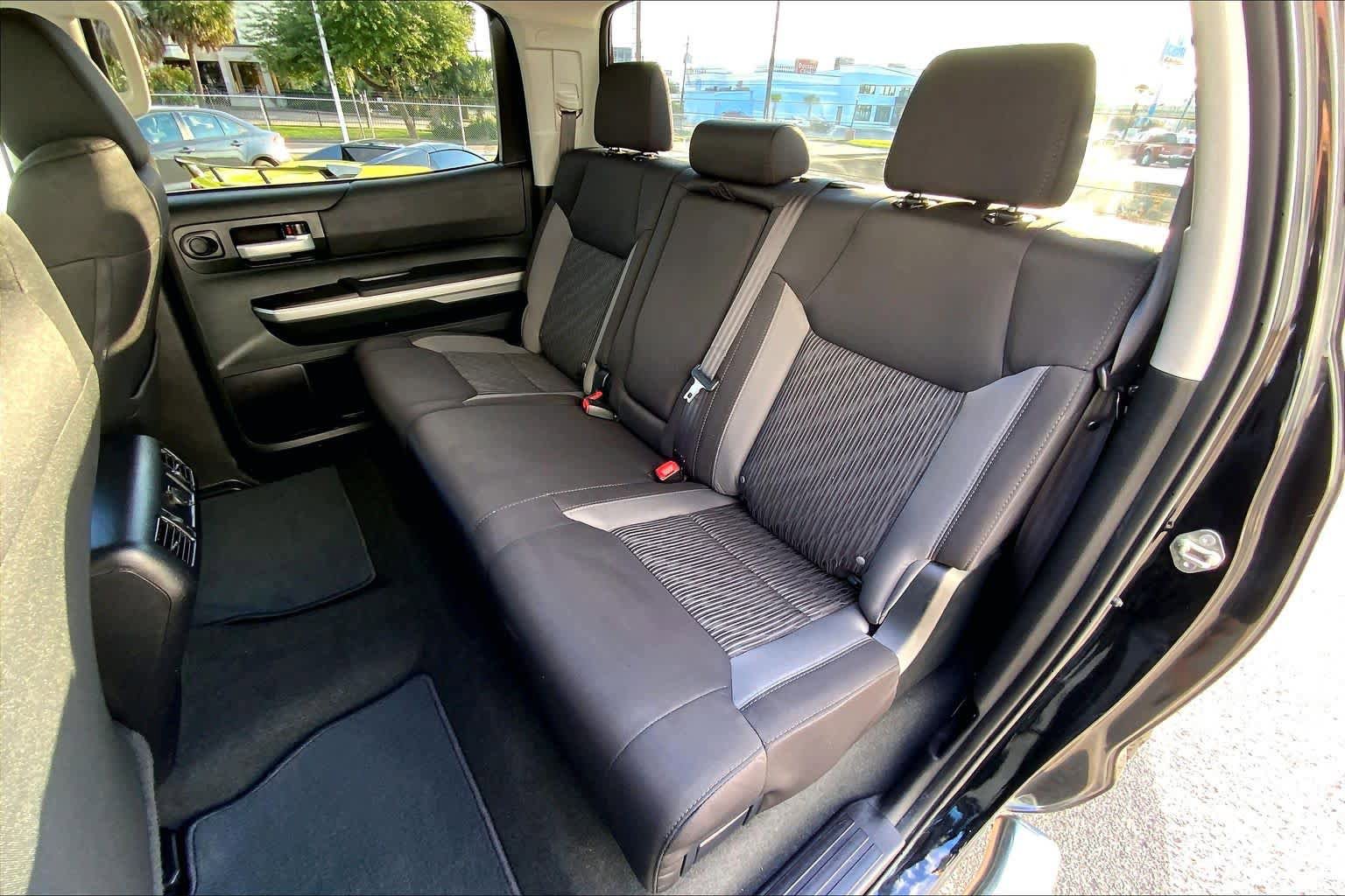 Used 2016 Toyota Tundra SR5 w/ SR5 Upgrade Package AWD/4WD image 20
