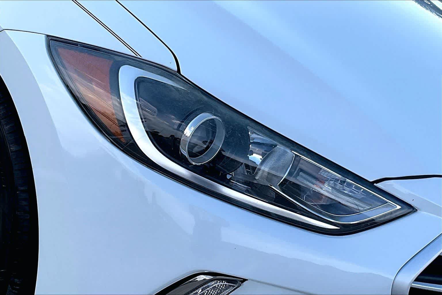 Used 2018 Hyundai Elantra Value Edition FWD image 29