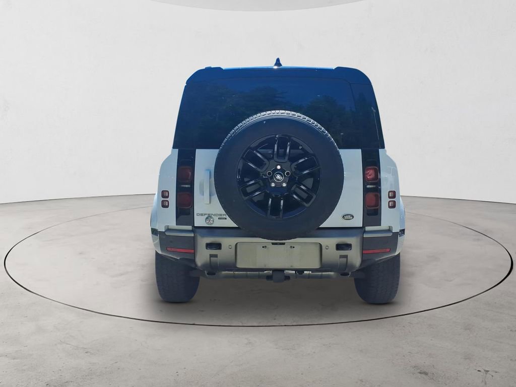 Used 2021 Land Rover Defender 110 X-Dynamic HSE AWD/4WD image 6
