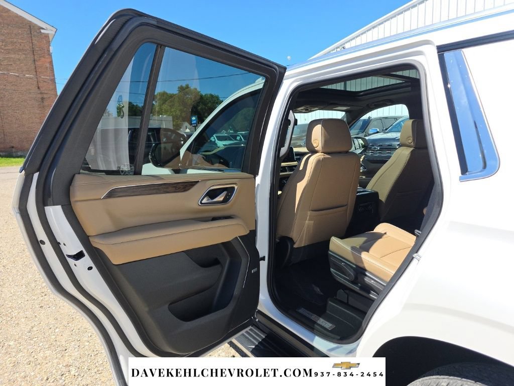 Used 2021 Chevrolet Tahoe Premier AWD/4WD image 21