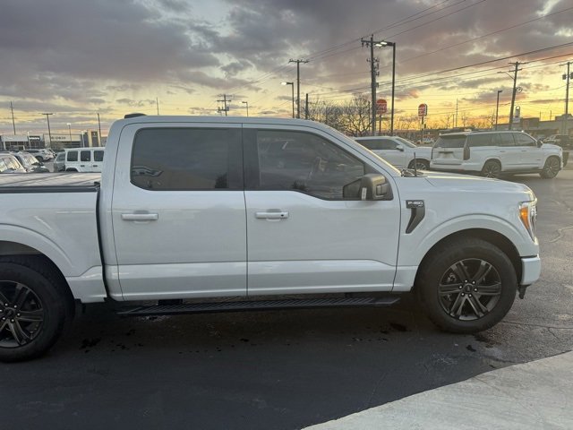 Used 2020 Ford Explorer XLT w/ Class III Trailer Tow Package image 5