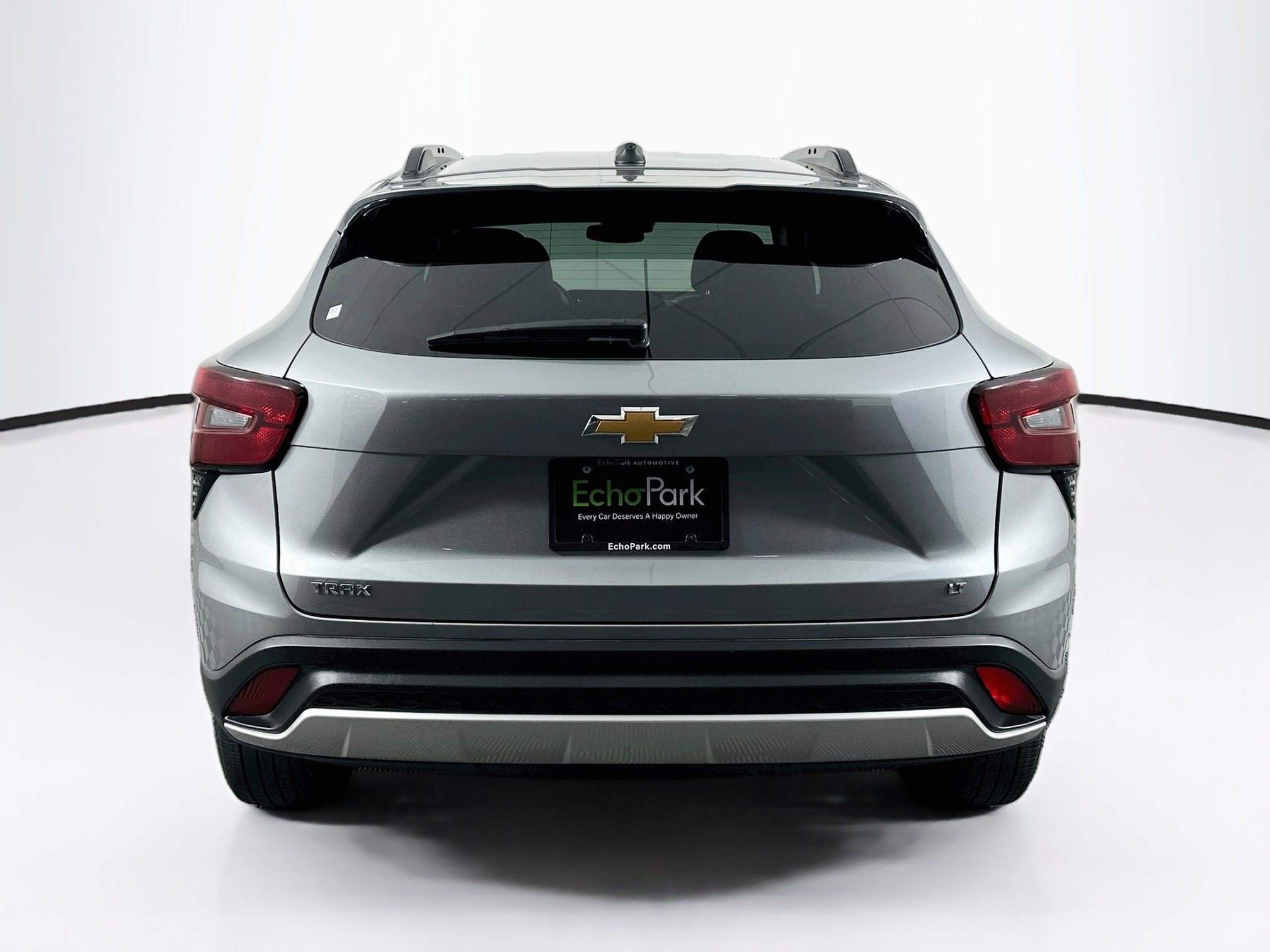 Used 2025 Chevrolet Trax LT w/ LT Convenience Package FWD image 7