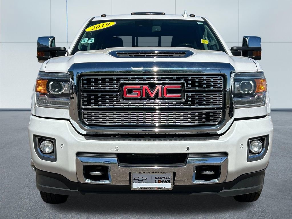 Used 2019 GMC Sierra 3500 Denali w/ Duramax Plus Package image 3
