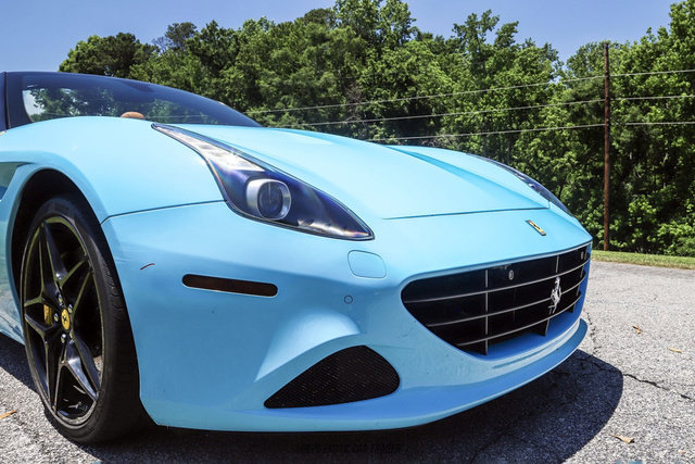 Used 2015 Ferrari California T RWD image 77