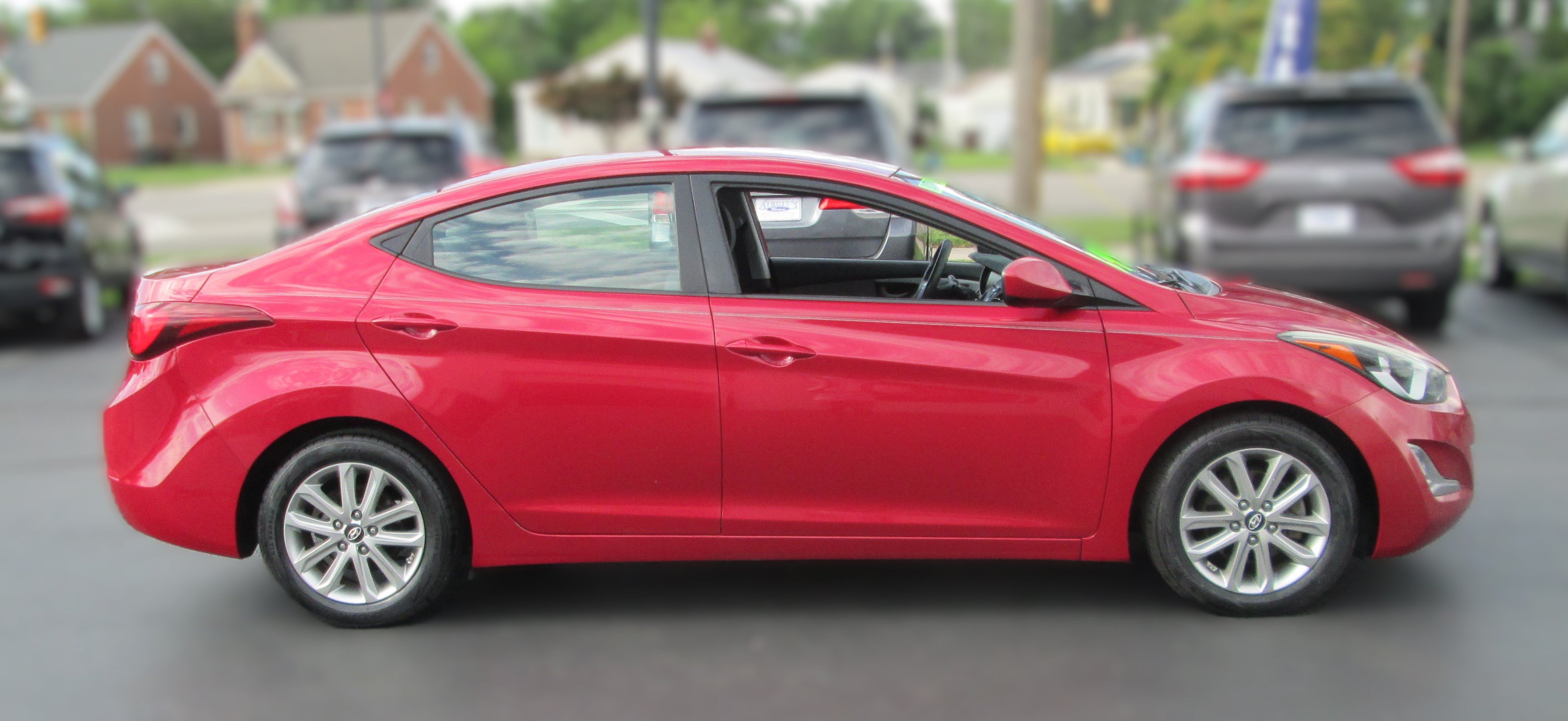 Used 2015 Hyundai Elantra SE w/ Option Group 02 FWD image 3