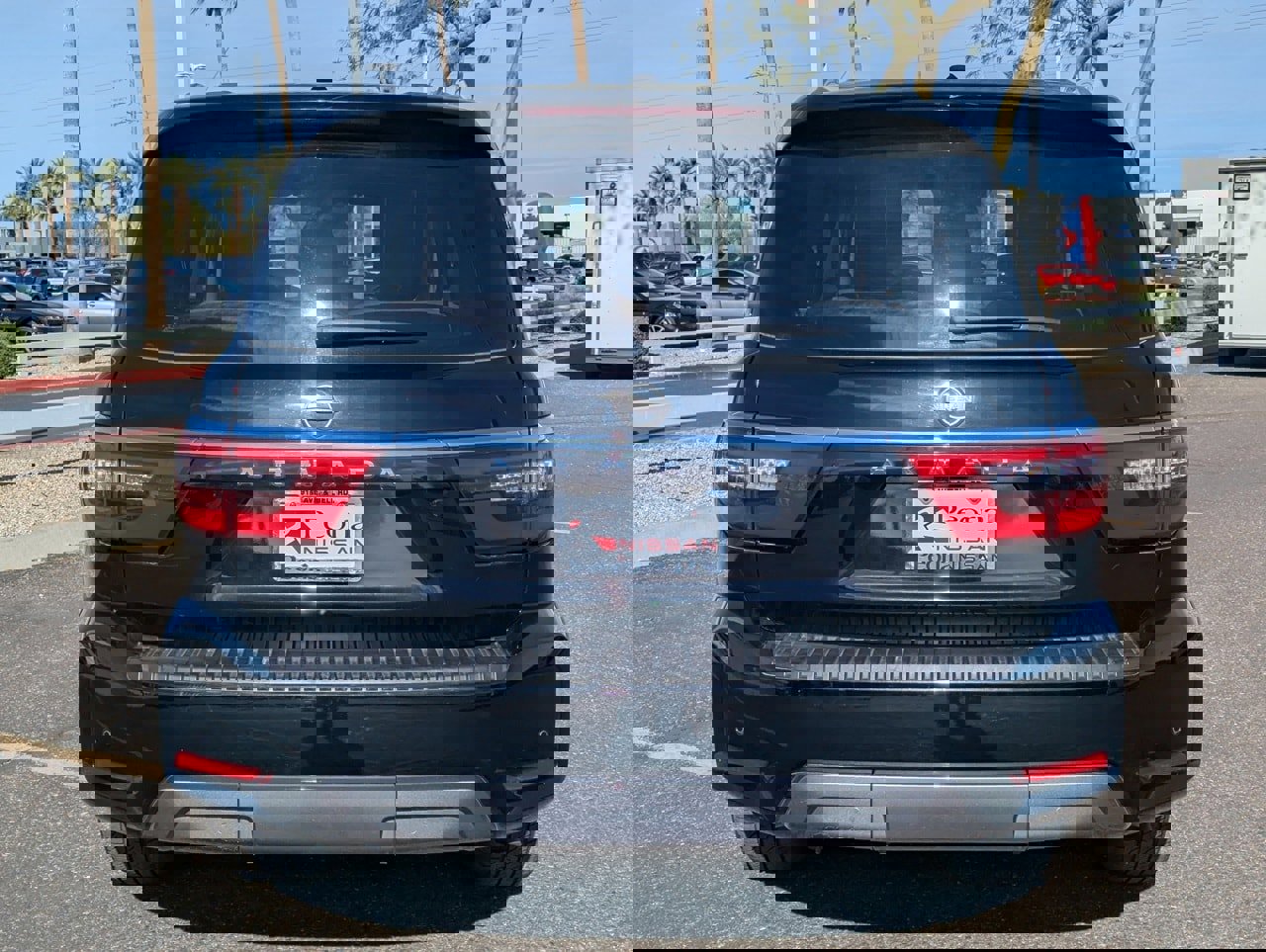 Certified 2024 Nissan Armada SV w/ Cargo Package image 5