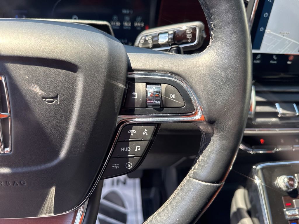Used 2022 Lincoln Navigator Reserve AWD/4WD image 36