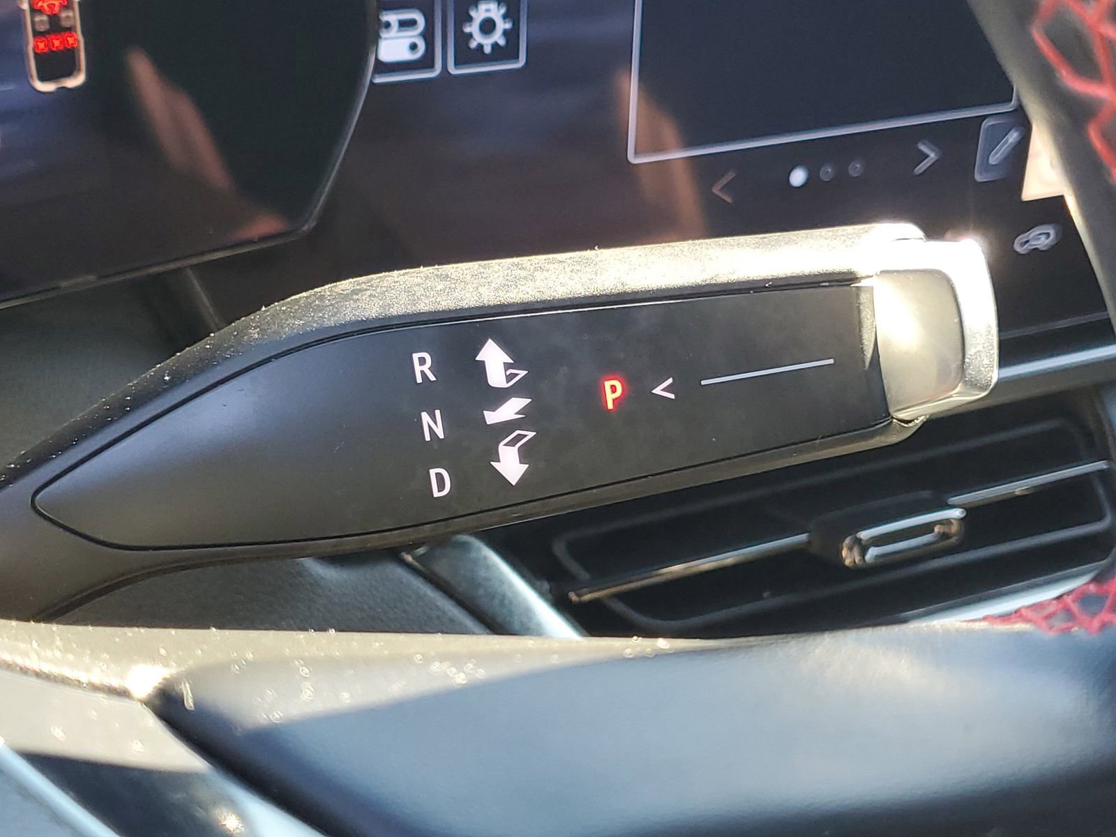 Used 2024 Chevrolet Equinox EV RS image 32