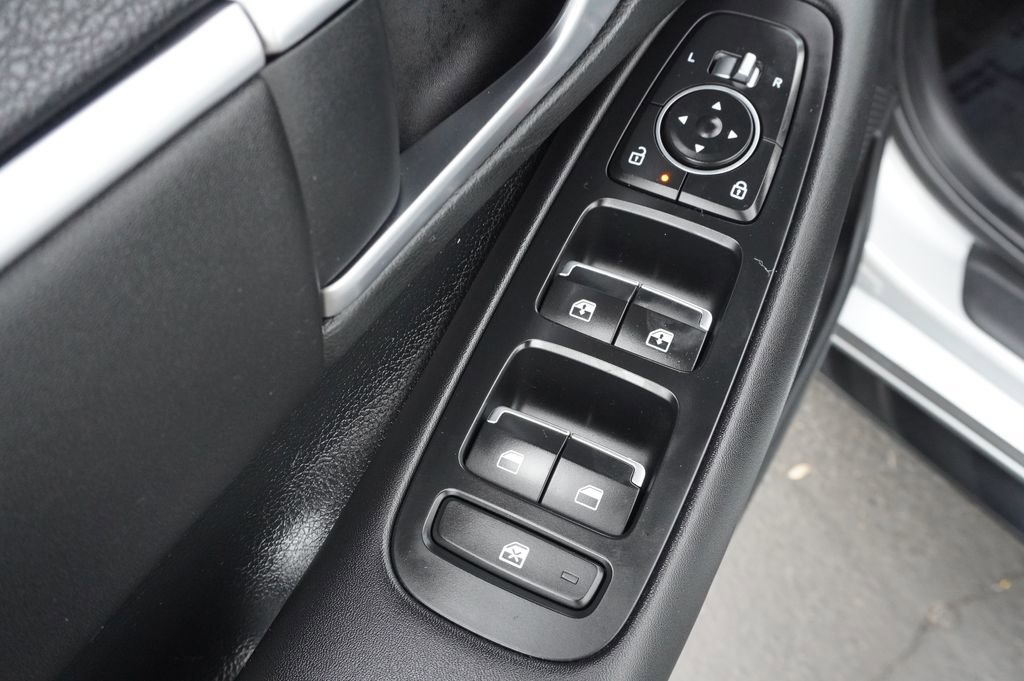 Used 2025 Hyundai Sonata SEL image 15