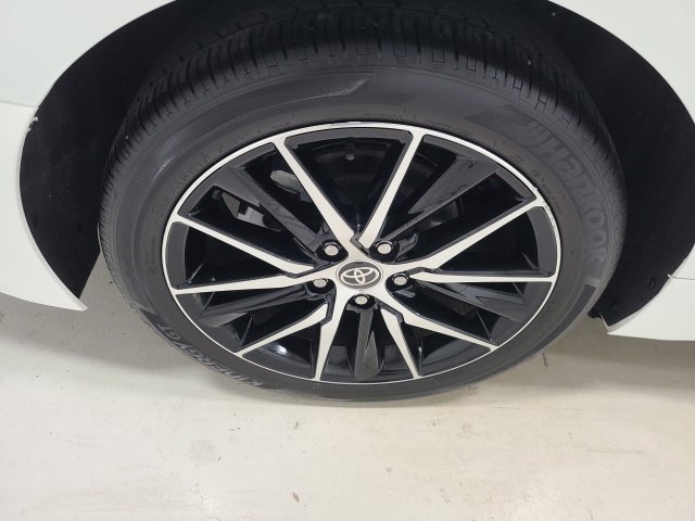 Used 2024 Toyota Camry SE FWD image 34