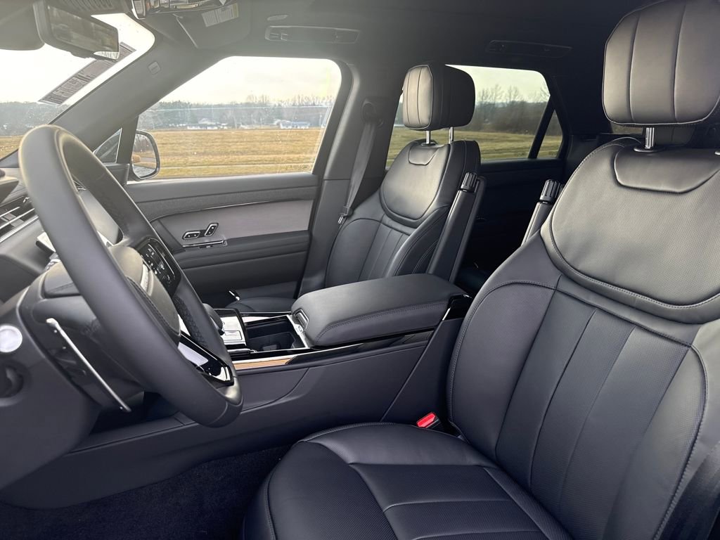 New 2026 Land Rover Range Rover Sport Dynamic SE image 11