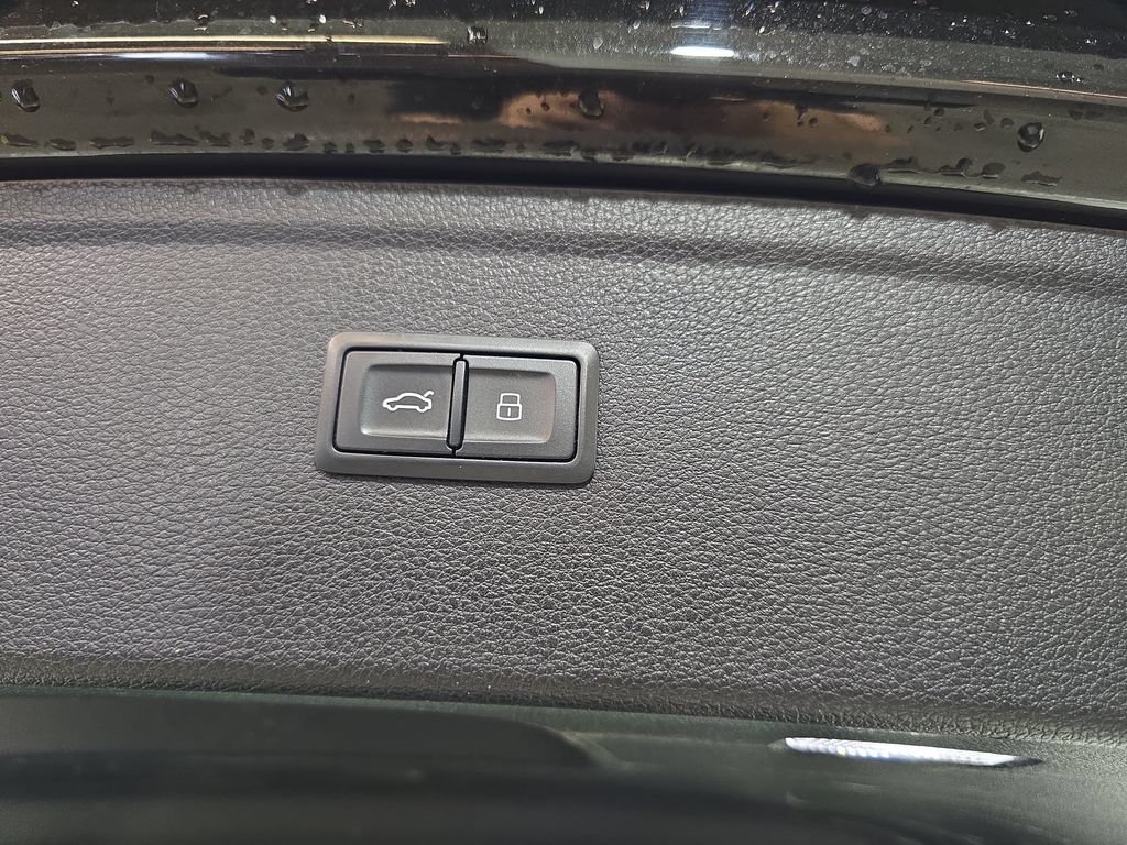 Used 2019 Audi Q5 Premium Plus w/ Premium Plus Package AWD/4WD image 16