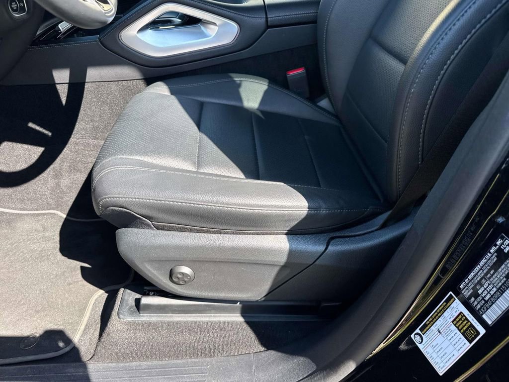 Used 2024 Mercedes-Benz GLE 350 4MATIC image 17