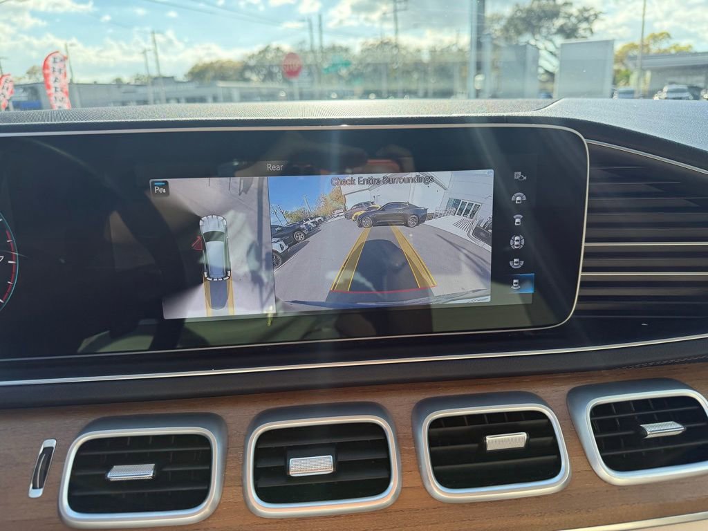 Used 2022 Mercedes-Benz GLS 450 4MATIC image 23